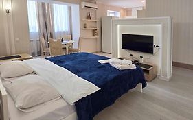 Home Hotel Apartments On Khreshchatyk Area